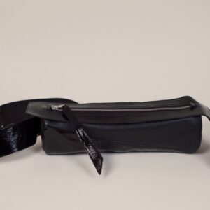 TUBA NERA Regular – czarna skórzana torebka crossbody